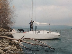 Крейсерская (круизная) стальная яхта, 1981 года
