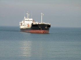 215. Морской танкер