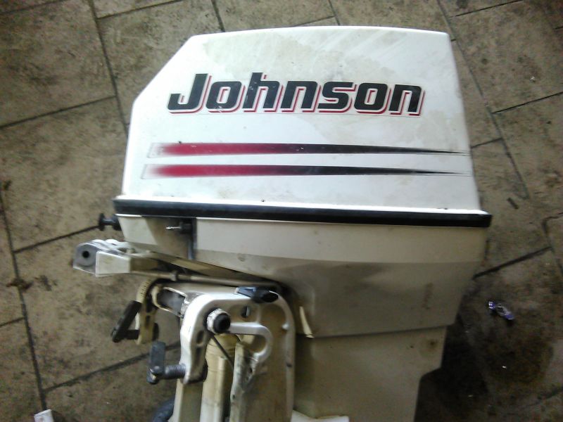 Мотор джонсон купить. Лодочный мотор Джонсон 40 4т. Лодочный мотор Джонсон 3.5. Лодочный мотор Джонсон 40 двухтактный. Лодочный мотор Джонсон 2.5.