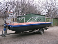 Моторный понтон Лагуна-6000