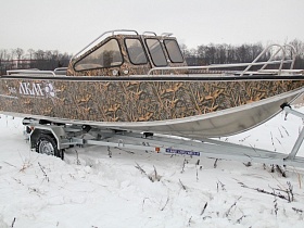 Алюминиевый катер "ЛКМ 580 PRO"