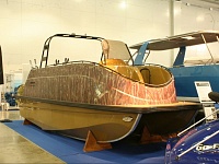 Моторный катамаран "Hunter"